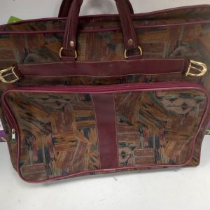 PORTATRAJES MARRON