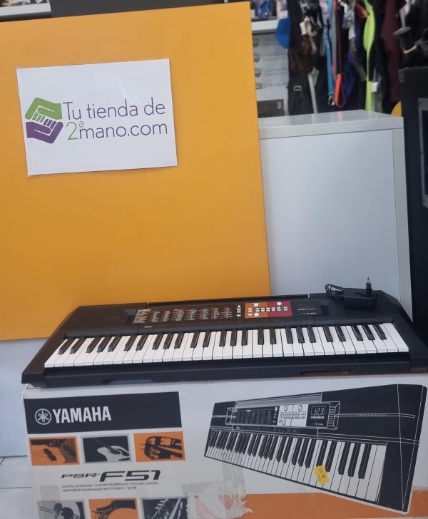 TECLADO YAMAHA PSR F51