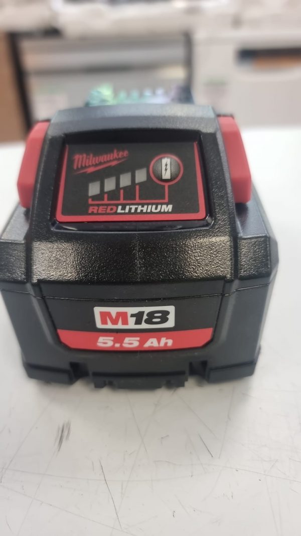 BATERIA MILWAUKEE 5.5AH 18V