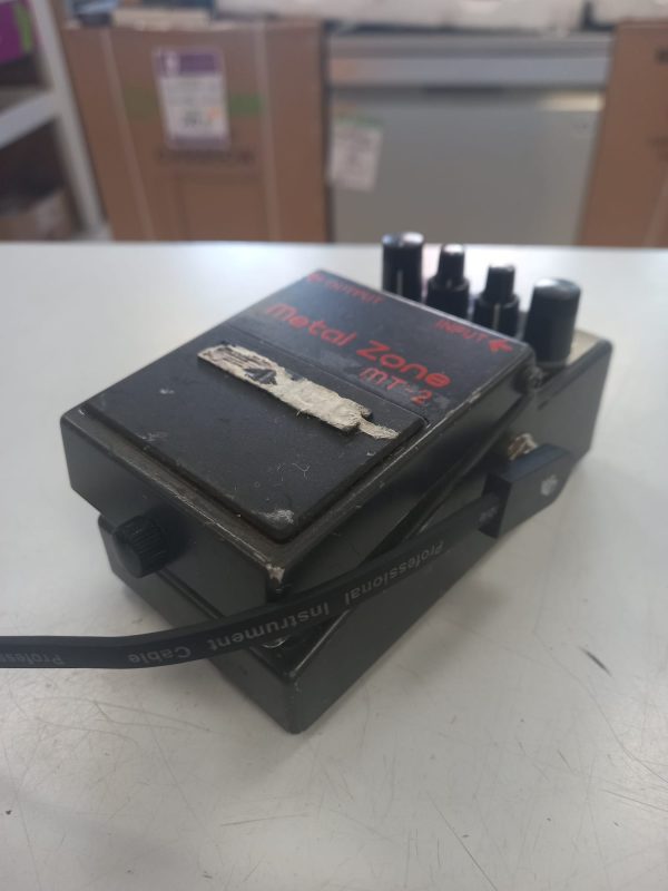 PEDAL BOSS METAL ZONE MT-2 - Imagen 3