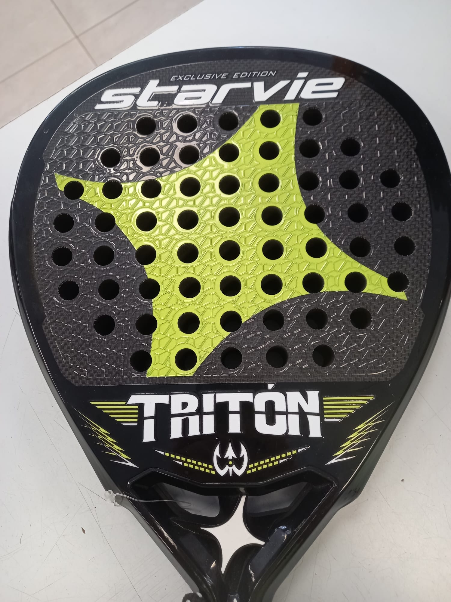 PALA PADEL TRITON STARVIE EXCLUSIVE EDITION - Imagen 2