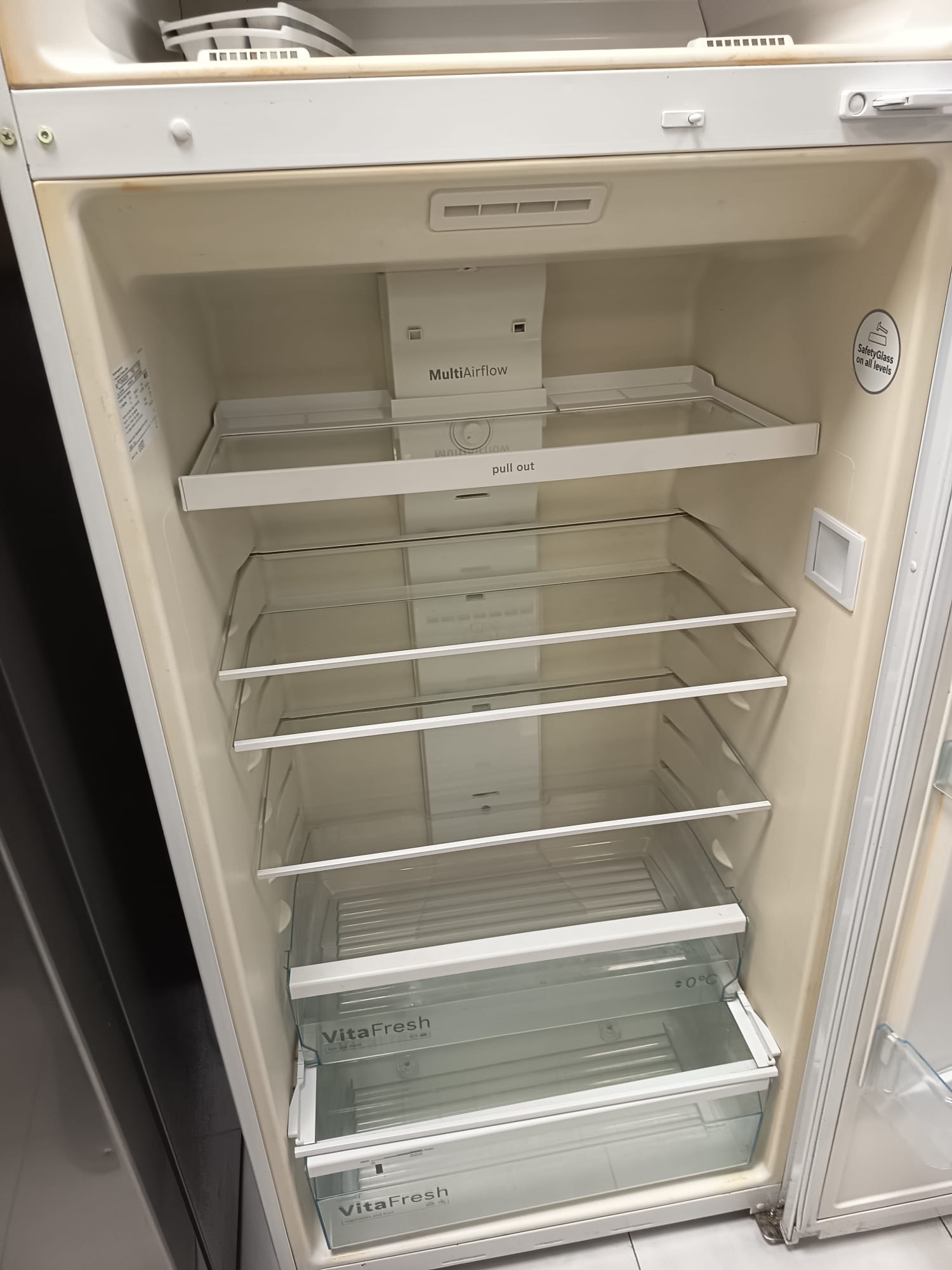 FRIGORIFICO BOSCH KDN46VW 185X70 - Imagen 4