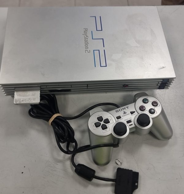 CONSOLA PS2 FAT PLATA