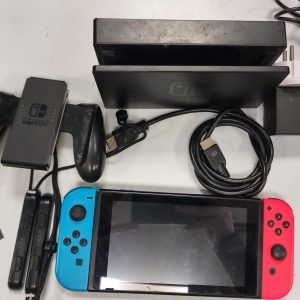 CONSOLA NINTENDO SWTICH 32GB + SD 32GB
