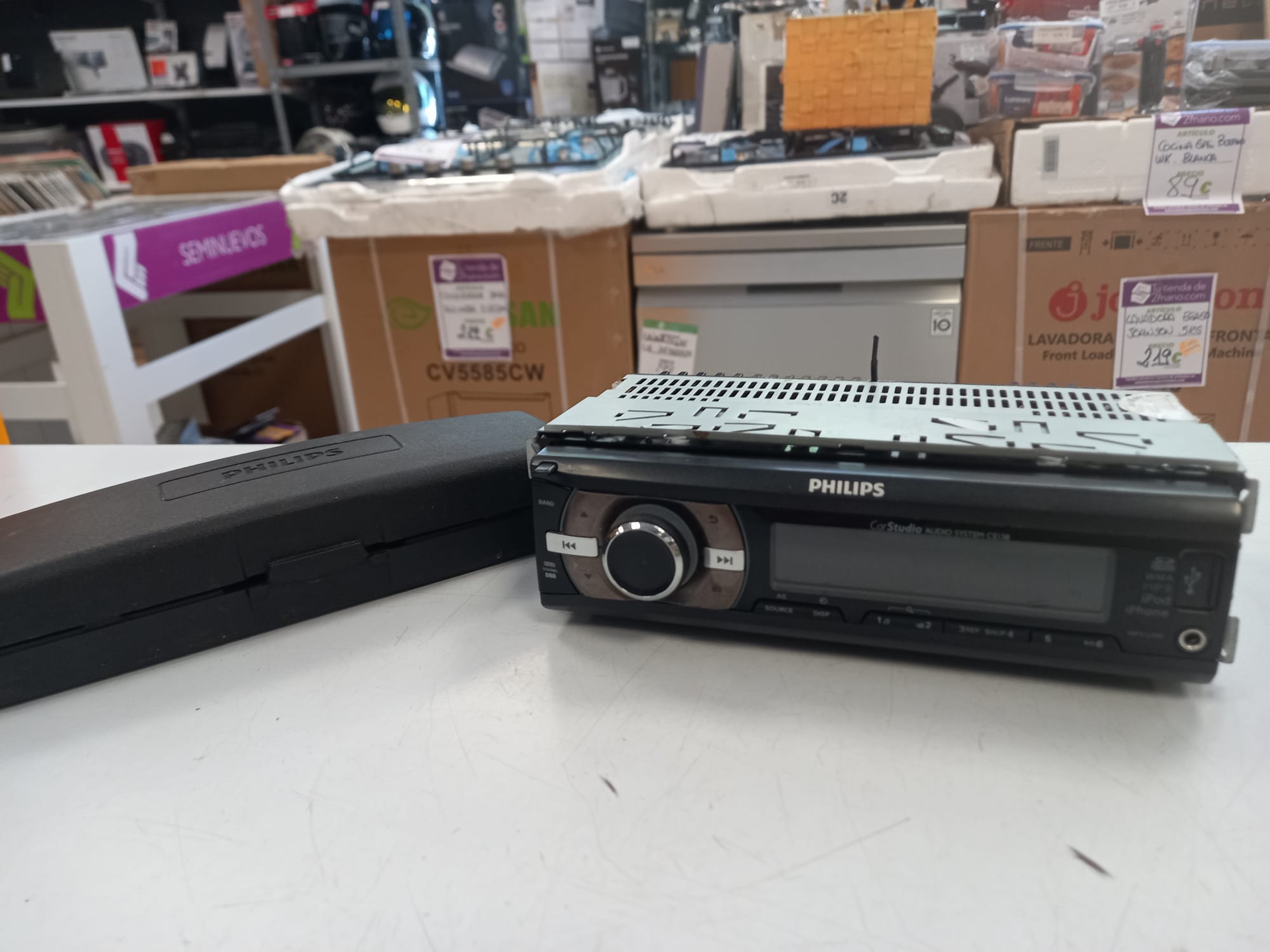 AUTORRADIO PHILIPS CE138/10