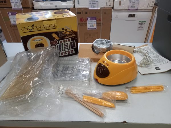 CHOCOLATERA ELECTRICA AMARILLA