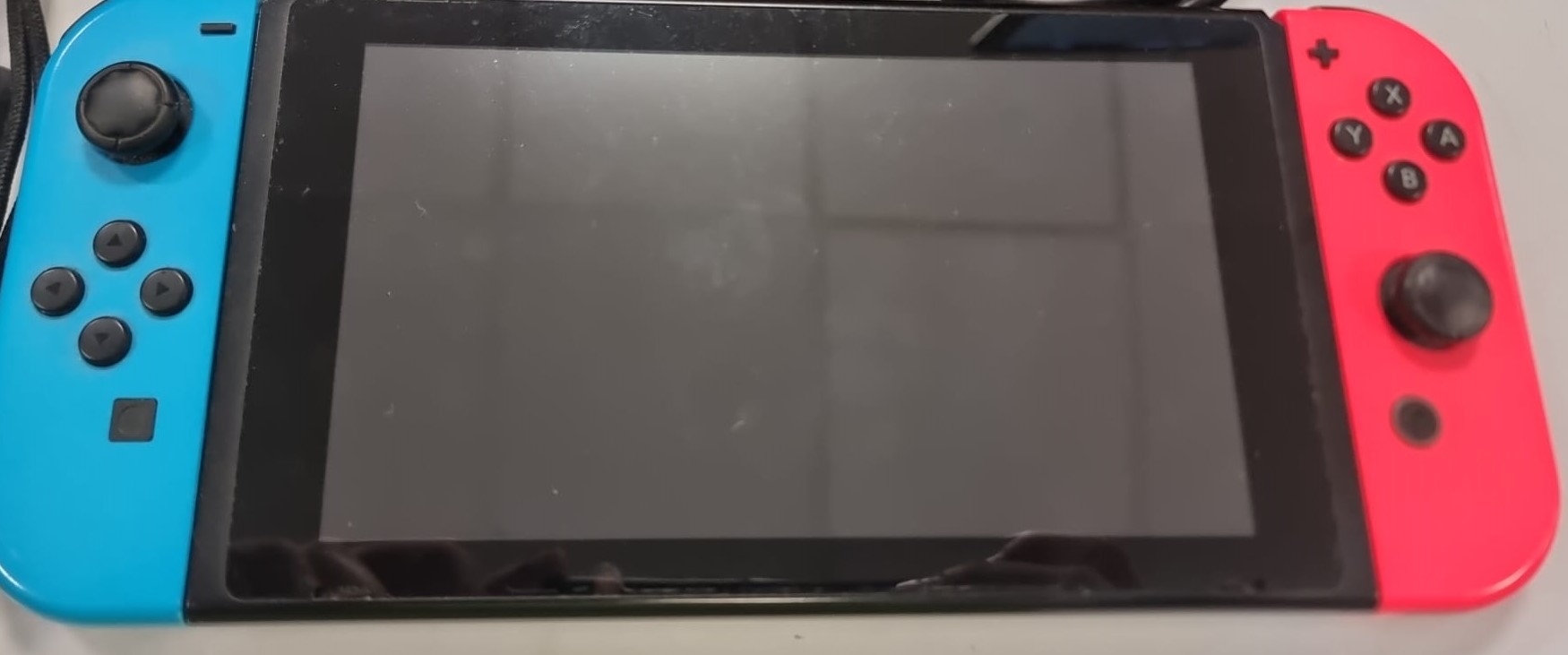 CONSOLA NINTENDO SWTICH 32GB + SD 32GB - Imagen 4