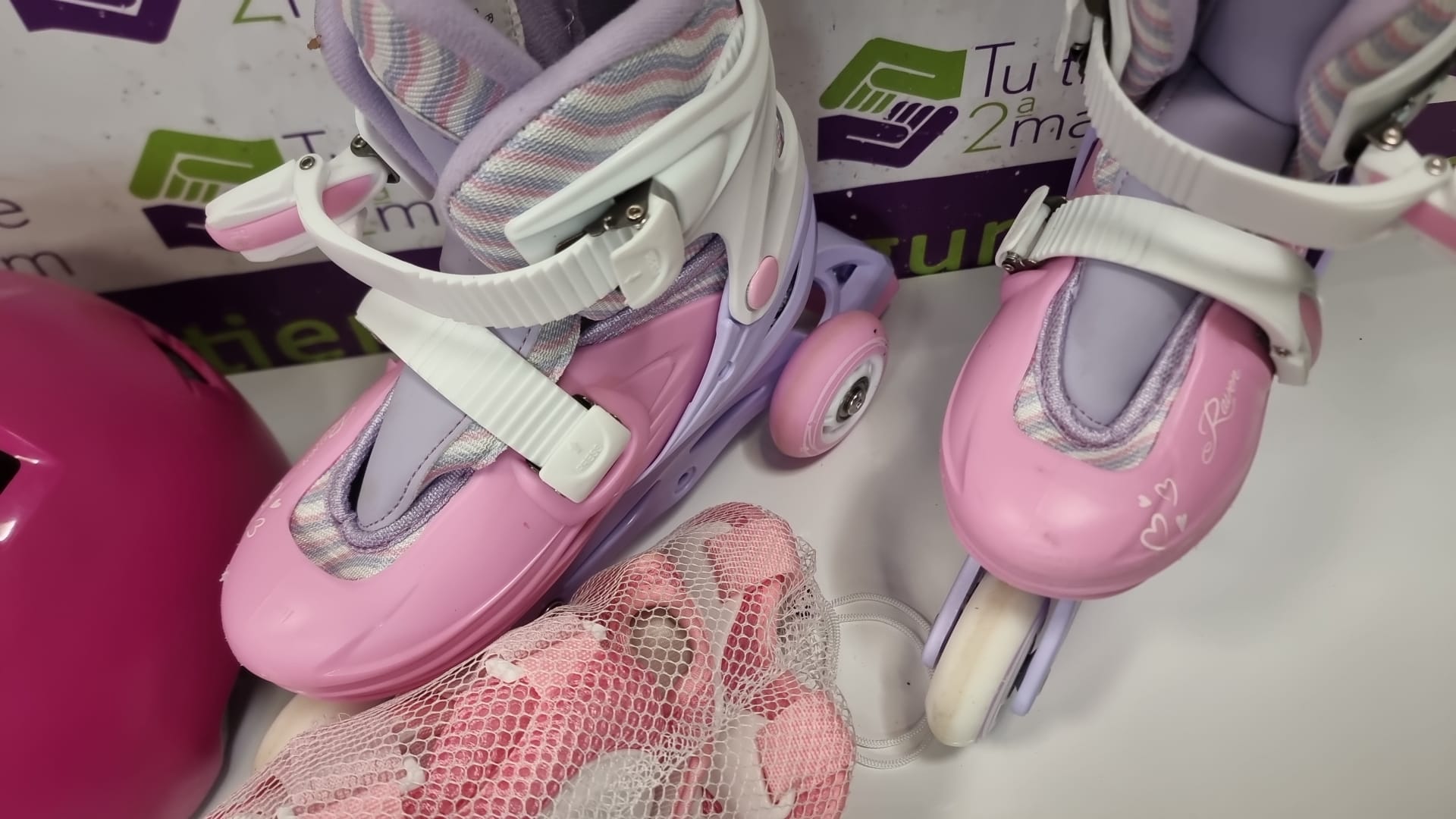 PATINES RAVENT LORET TALLA 34/37 + PROTECCIONES - Imagen 2