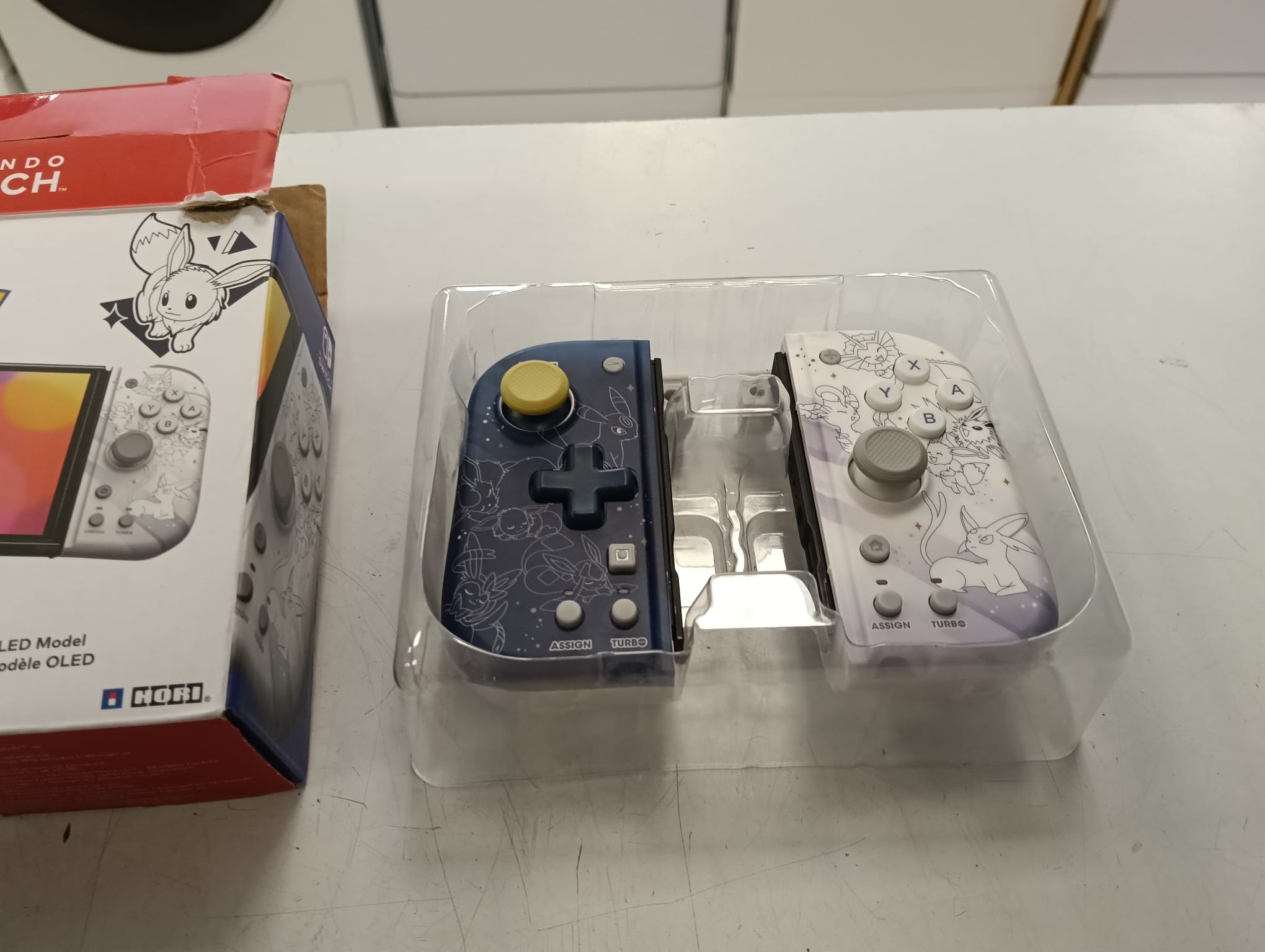 SPLIT PAD COMPACT POKEMON (HORI) PARA SWITCH - Imagen 3