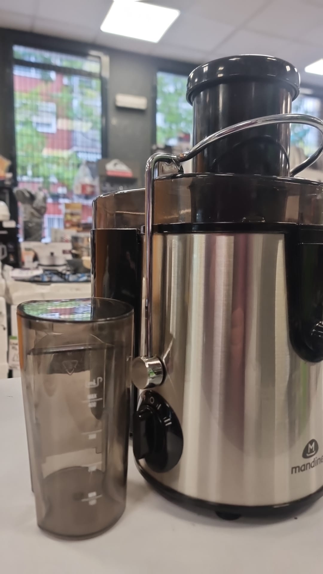 LICUADORA MANDINE MJE516S 400W - Imagen 2