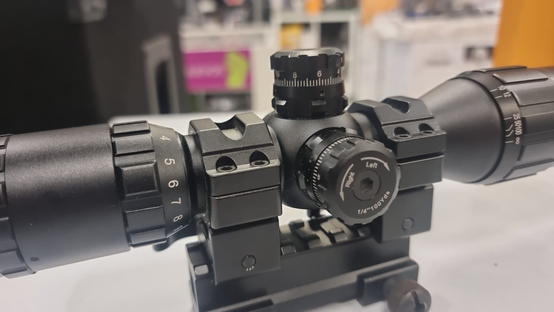 VISOR UTG-LEAPERS 3-9X32 COMPACT RETÍCULA MILDOT - Imagen 4