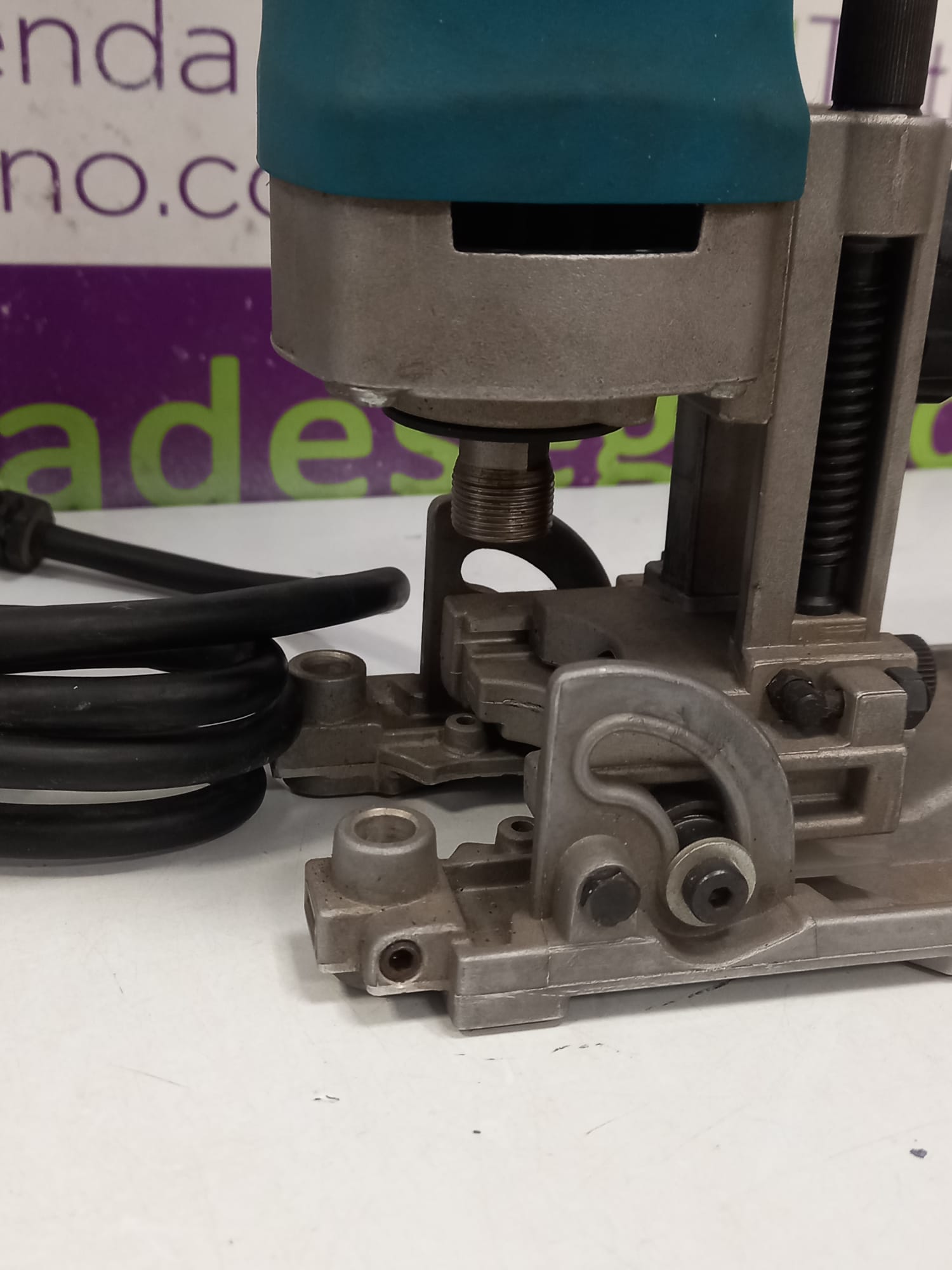 FRESADORA INCLINABLE VIRUTEX FR292R - Imagen 3