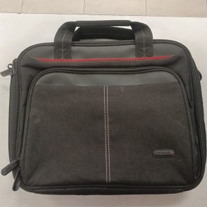 MALETIN PORTATIL PEQUEÑO TARGUS 35X27