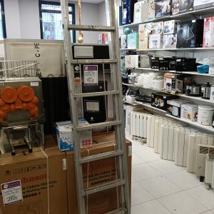 ESCALERA ALUMINIO FARAONE 8 PELDAÑOS EXTENSIBLE