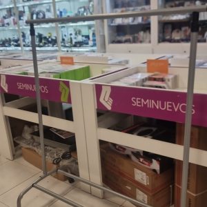 BURRO ROPA GRIS RUEDAS