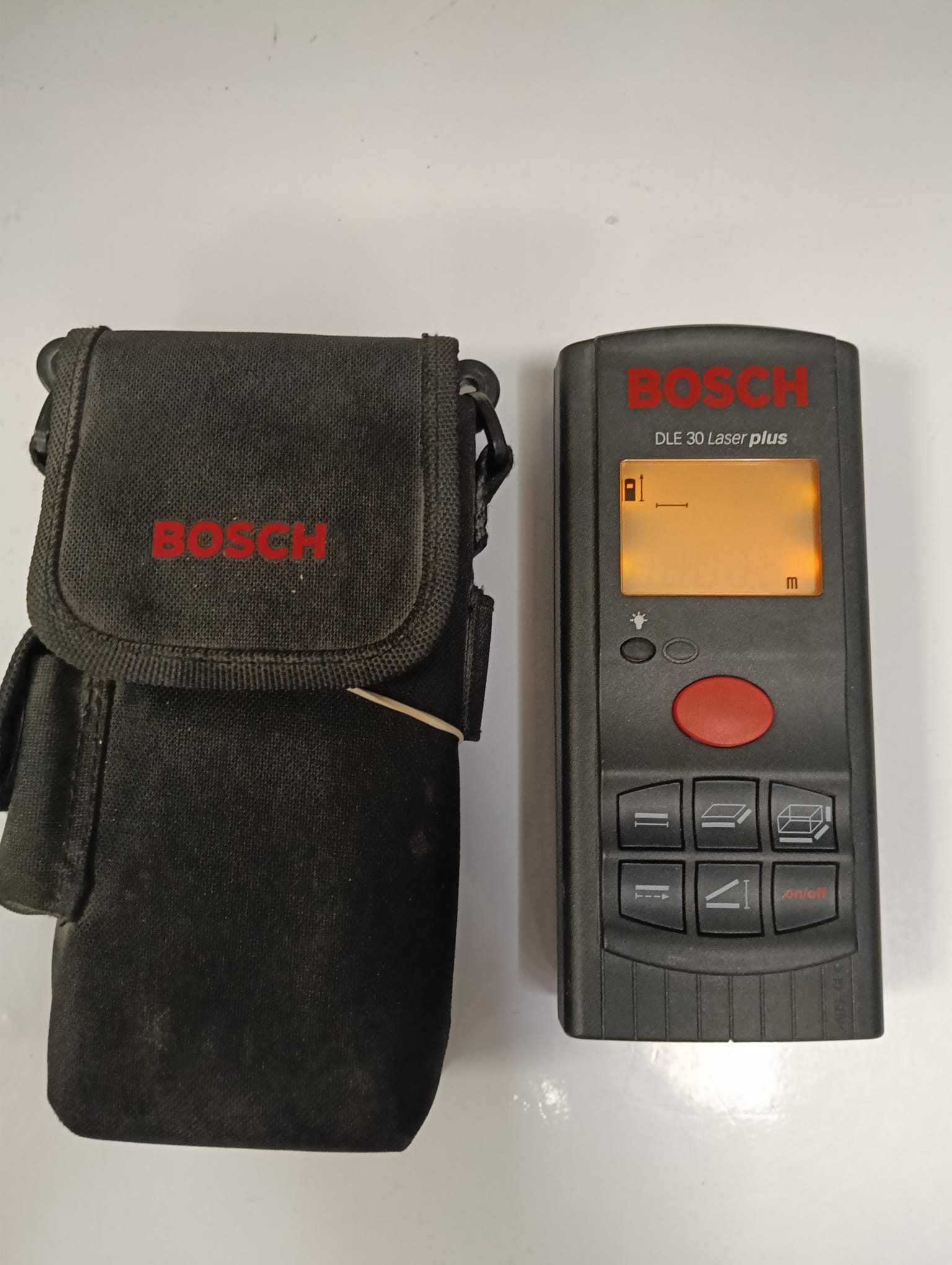 MEDIDOR LASER BOSCH DLE 30 LASER PLUS