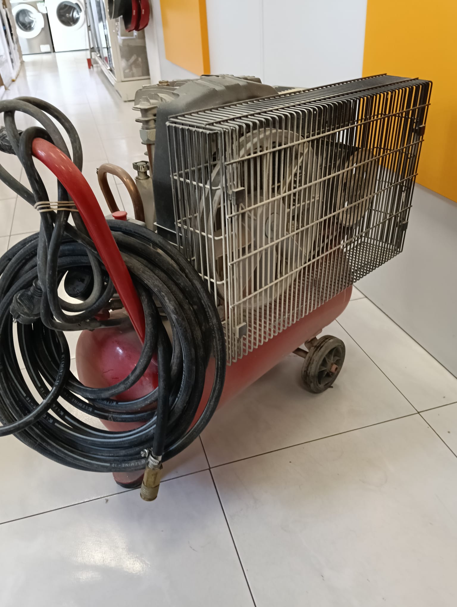 COMPRESOR PINTUC MK100 GEO 25M - Imagen 3