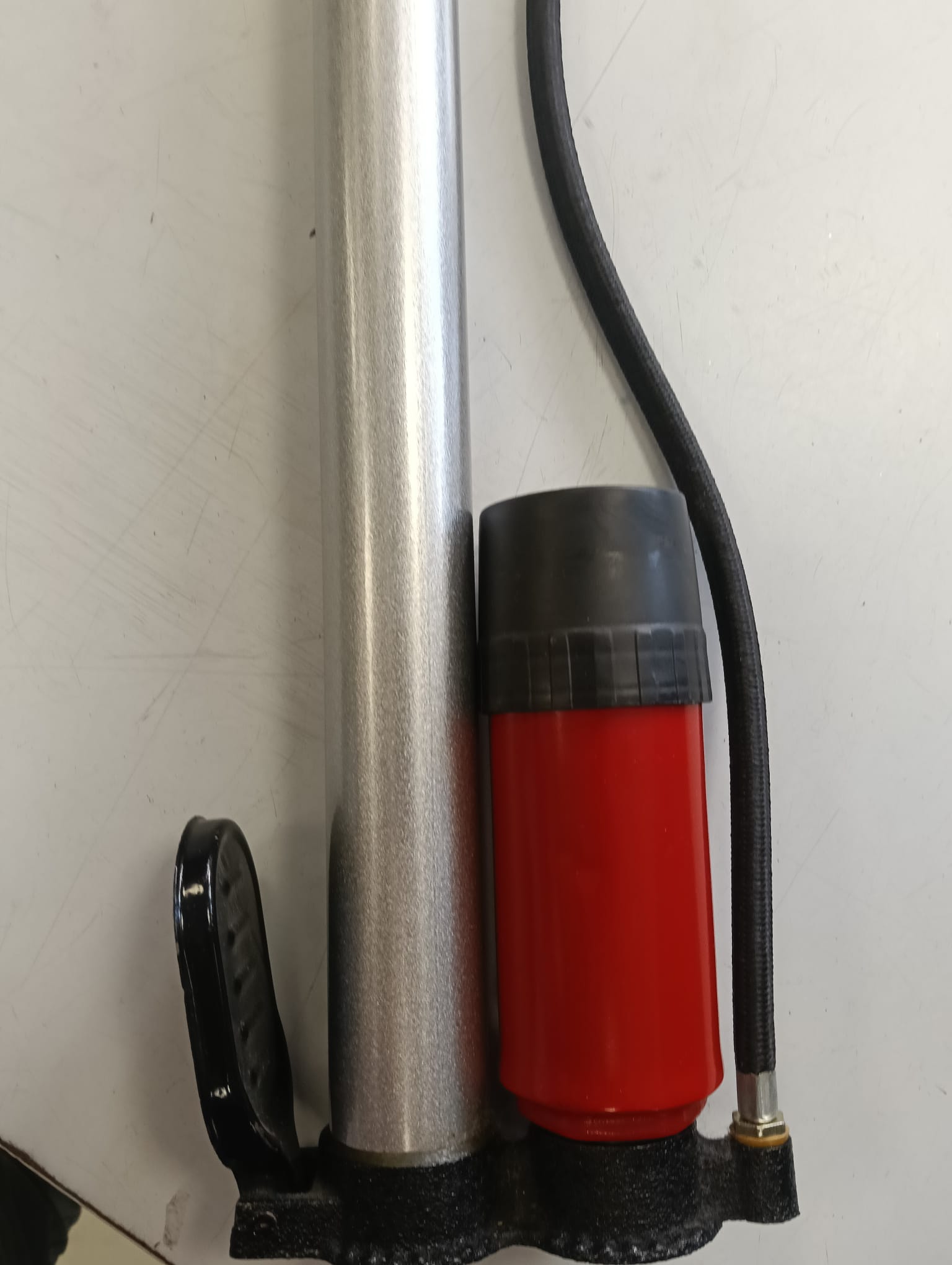 BOMBA INFLAR MANUAL MANOMETRO - Imagen 3