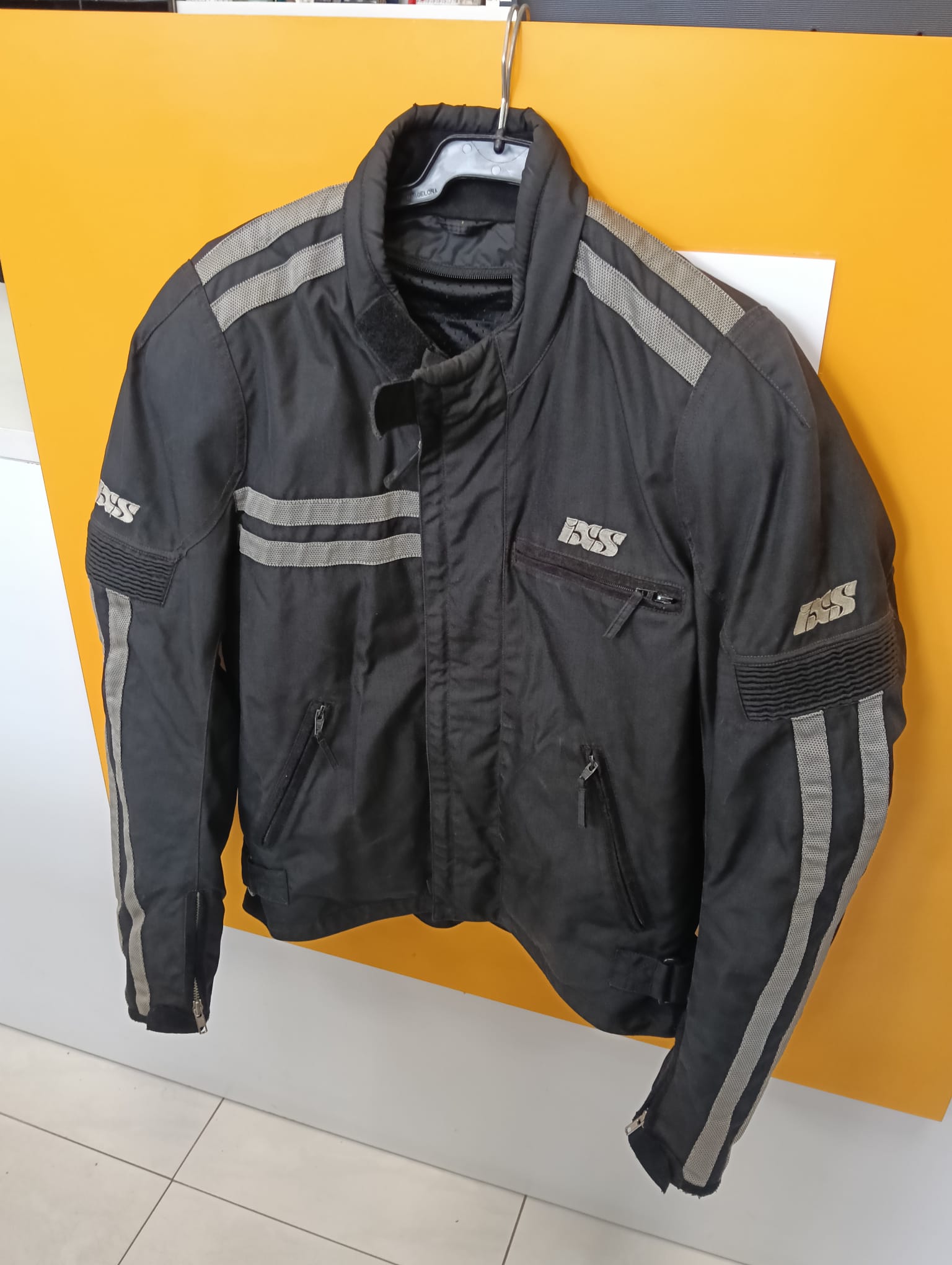 CHAQUETA MOTO IXS CON PROTECCIONES T.L