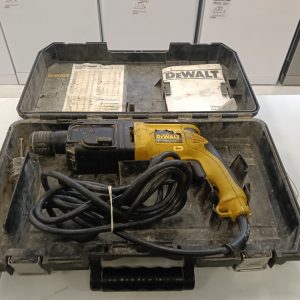 TALADRO PERCUTOR DEWALT DW563K