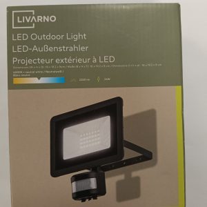 FOCO LED PARA EXTERIOR CON SENSOR LIVARNO