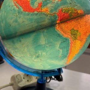 BOLA DEL MUNDO CON LUZ