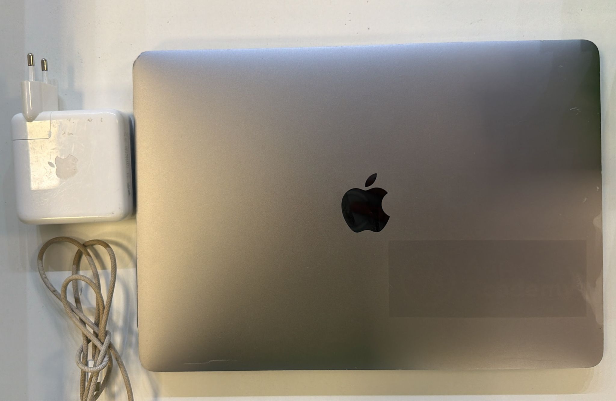 PORTATIL MACBOOK PRO 17 256SSD/8GB 13" - Imagen 4