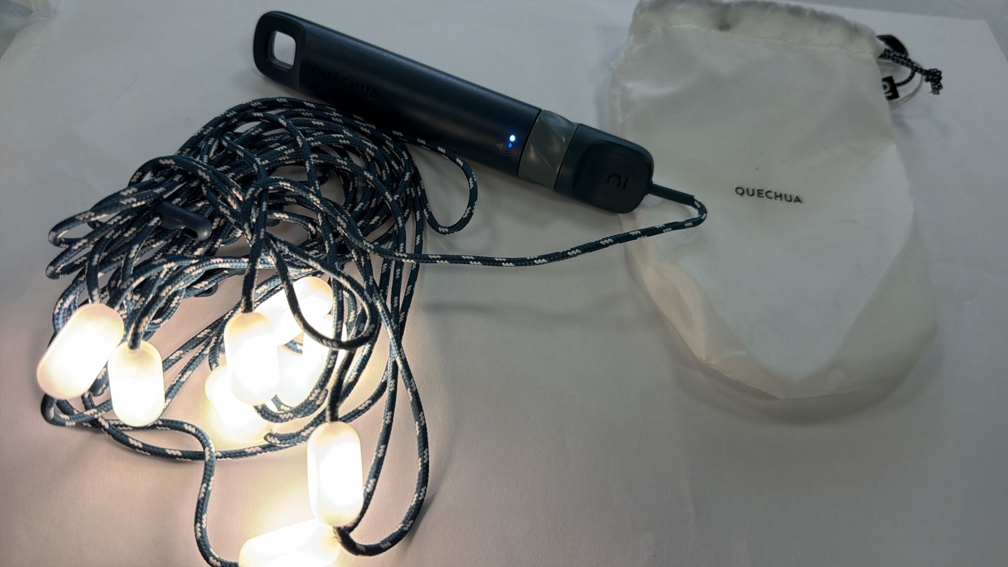 GUIRNALDA LUCES CAMPING RECARGABLE 200 LUMENES 5,5METROS QUECHUA - Imagen 3