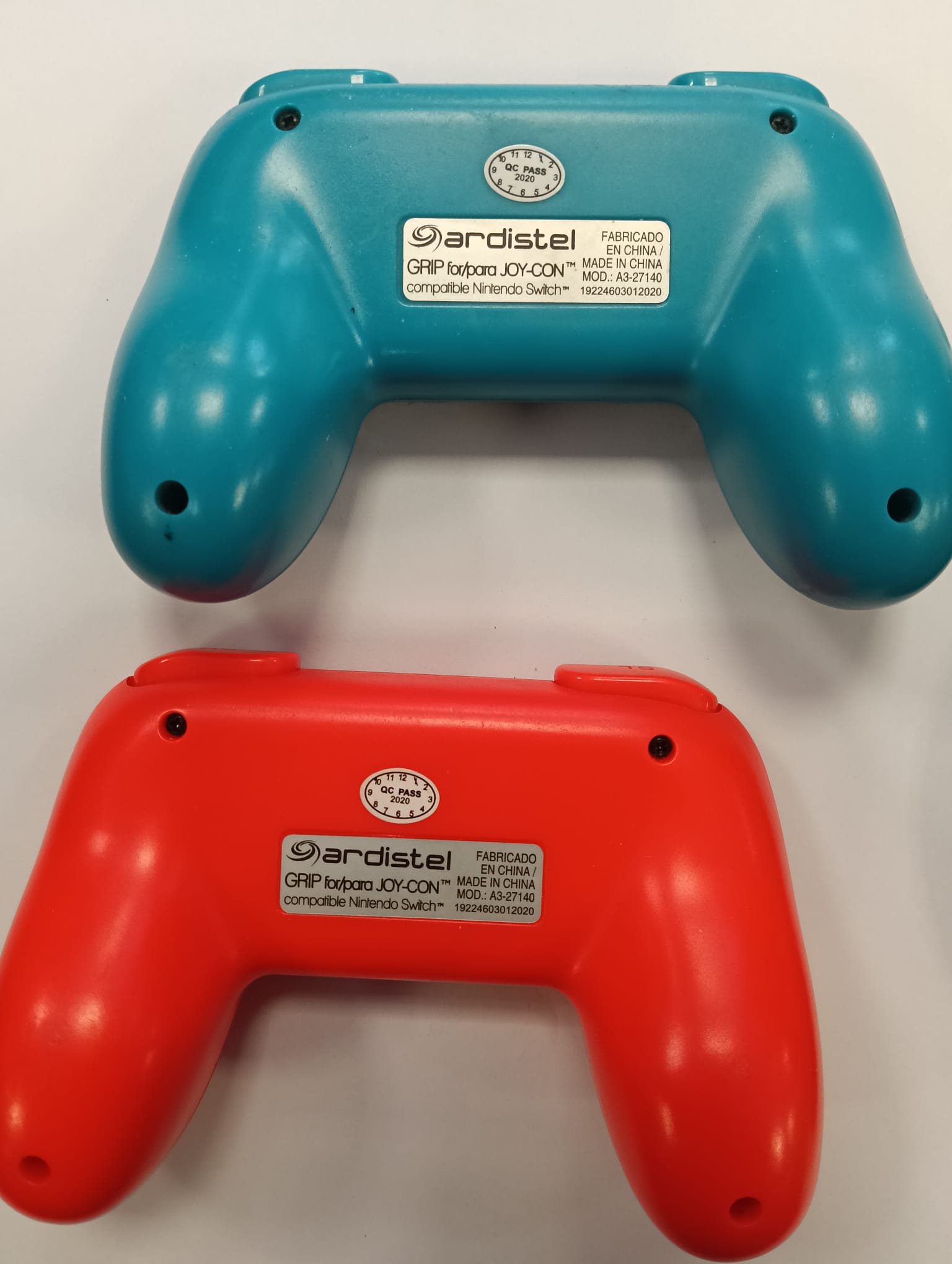 PACK 2 EMPUÑADURAS PARA JOYCON SWITCH - Imagen 4