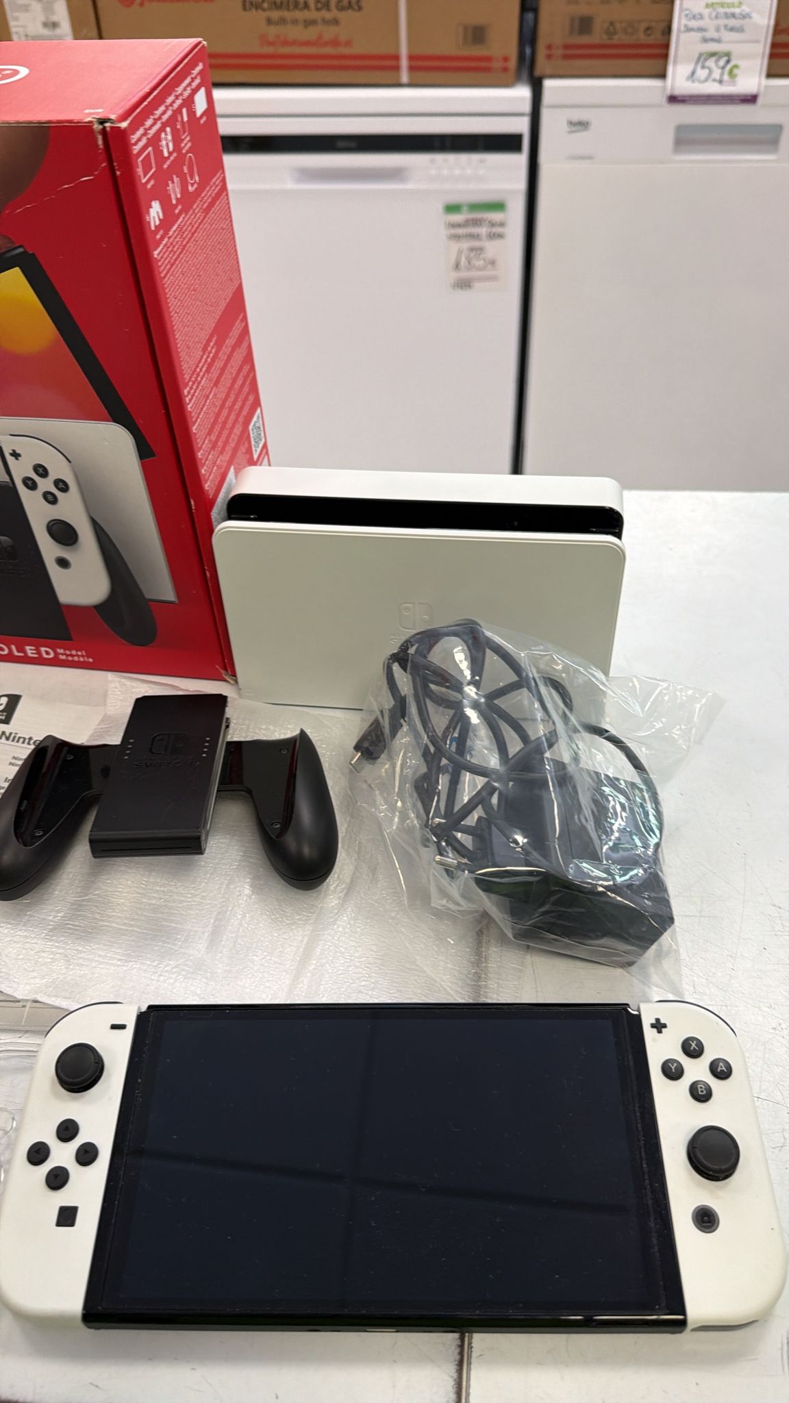 CONSOLA NINTENDO SWITHC OLED 64GB BLANCO - Imagen 3