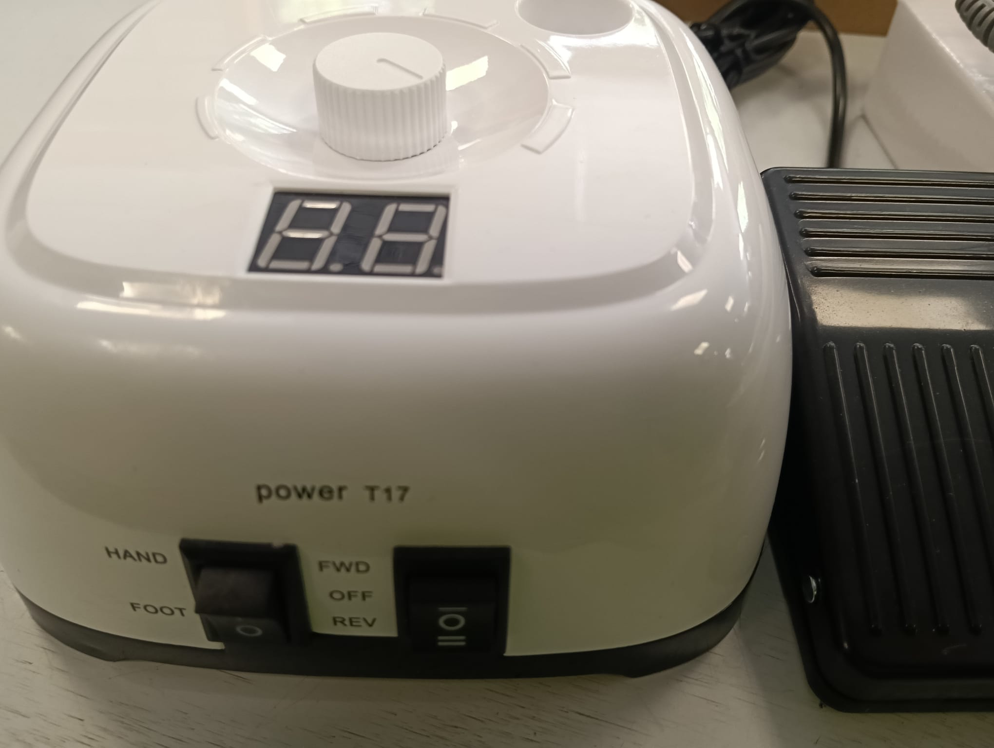 TORNO PARA UÑAS POWER T17 - Imagen 3
