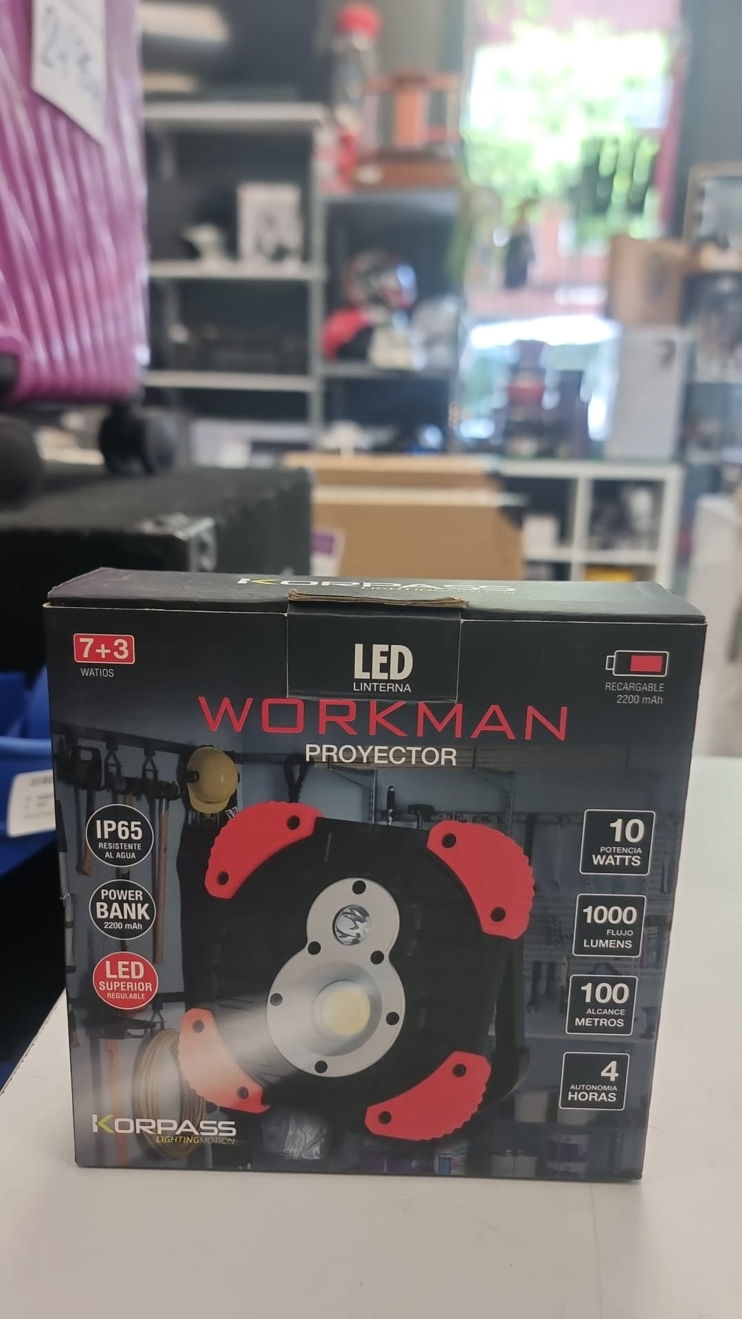 FOCO PROYECTOR LED WORKMAN 10W + POWERBANK