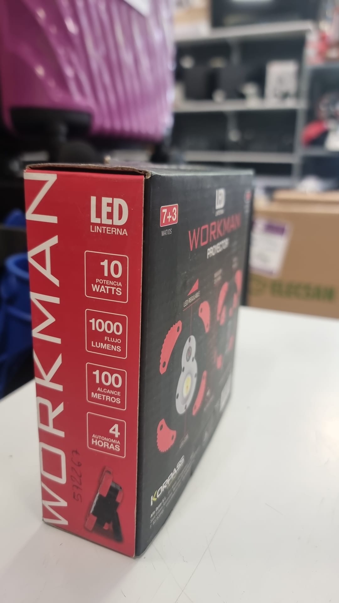 FOCO PROYECTOR LED WORKMAN 10W + POWERBANK - Imagen 2