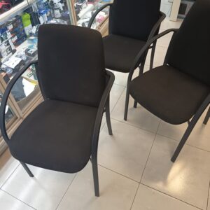 SILLA NEGRA OFICINA SIN RUEDAS