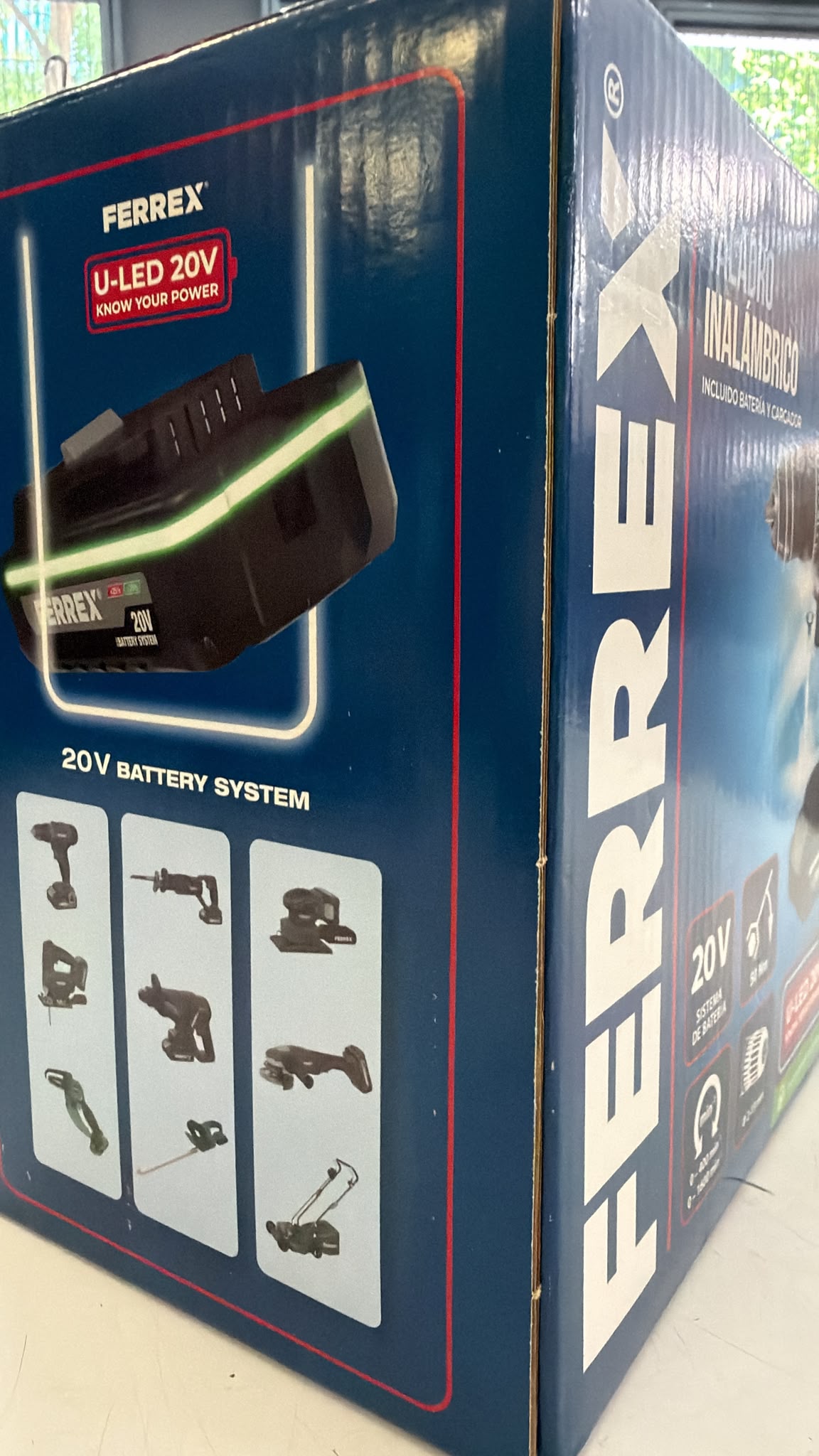 TALADRO ATORNILLADOR FERREX + BATERIA 20V - Imagen 3