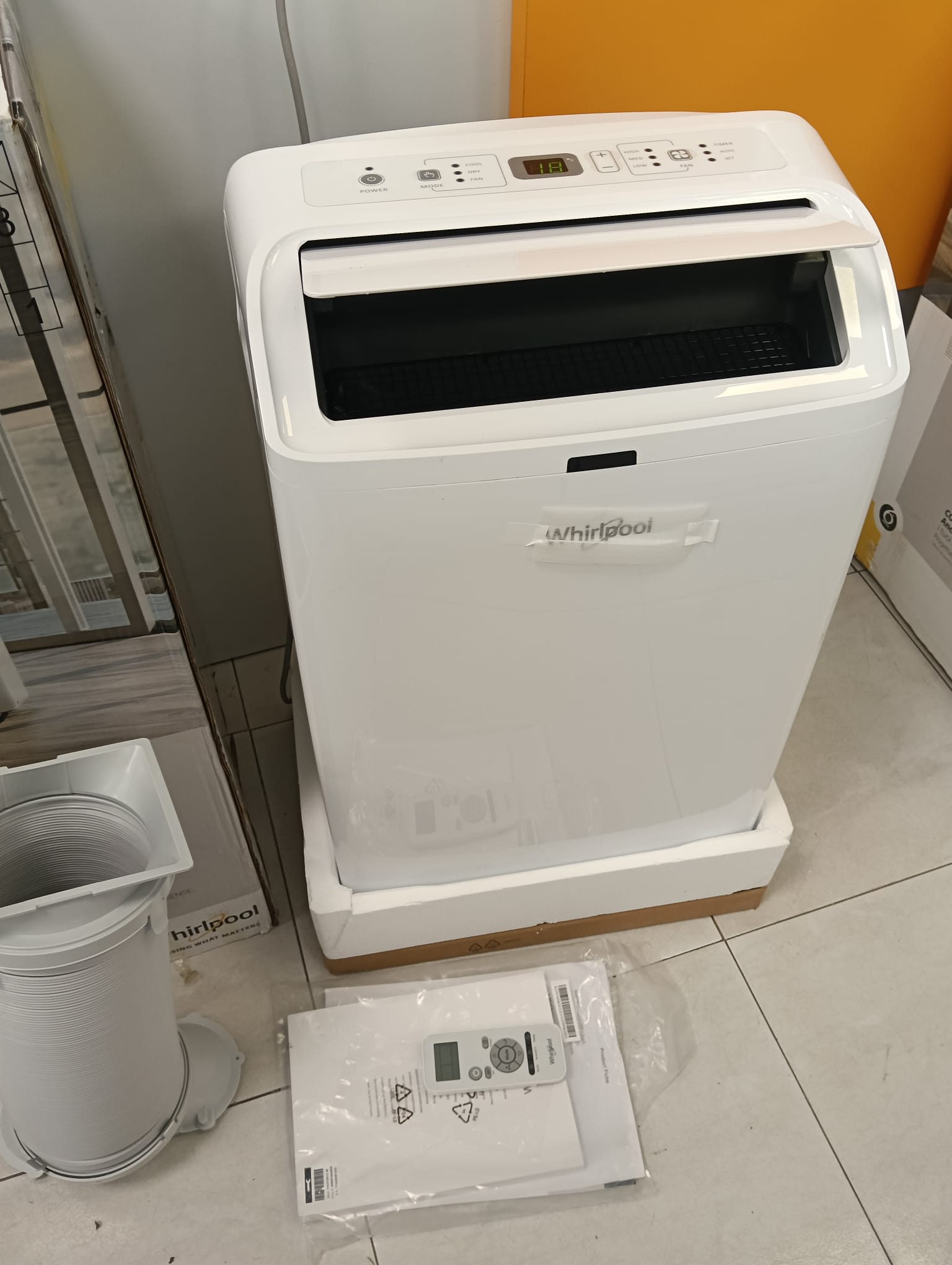 AIRE ACONDICIONADO PORTATIL WHIRPOOL PACF29CO W 9000 BTU - Imagen 4