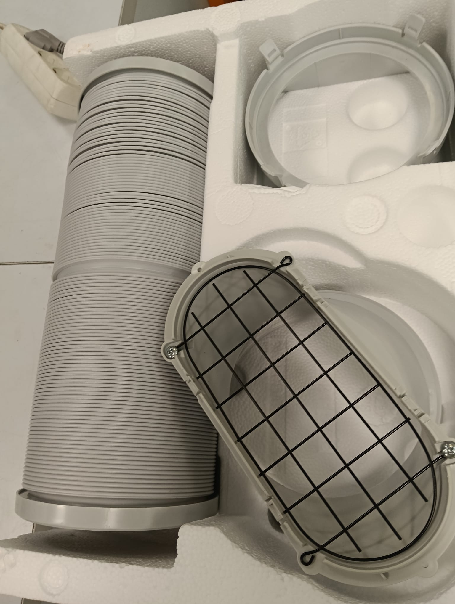 AIRE ACONDICIONADO PORTATIL WHIRLPOOL PACF212CO W 12000 BTU - Imagen 3