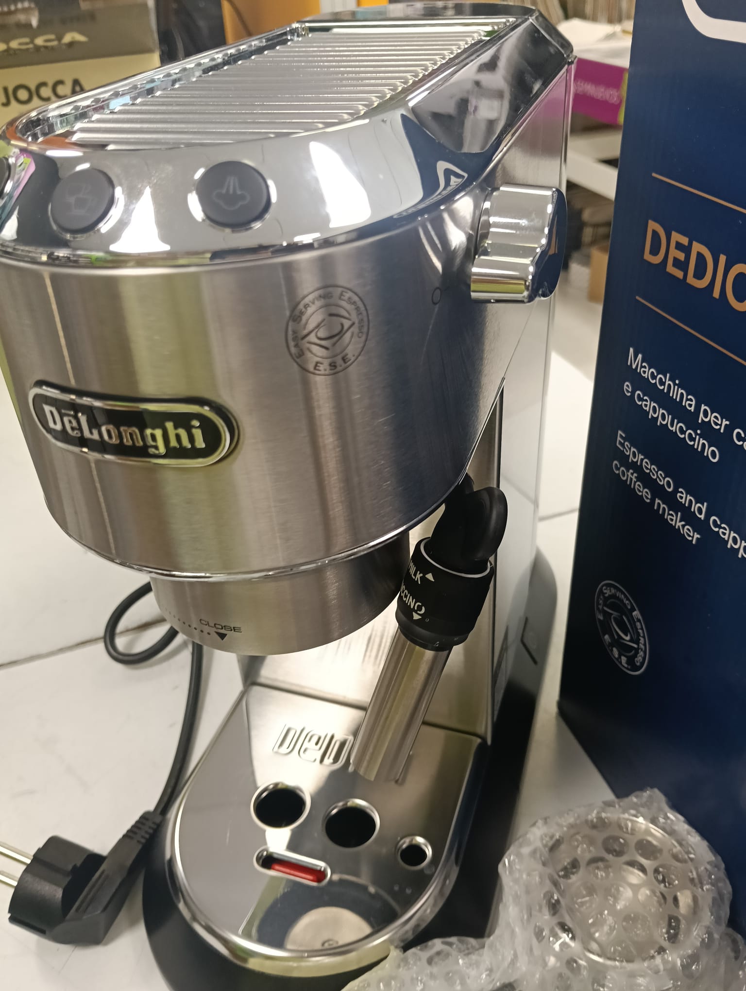 CAFETERA DEDICA STYLE DELONGHI - Imagen 4