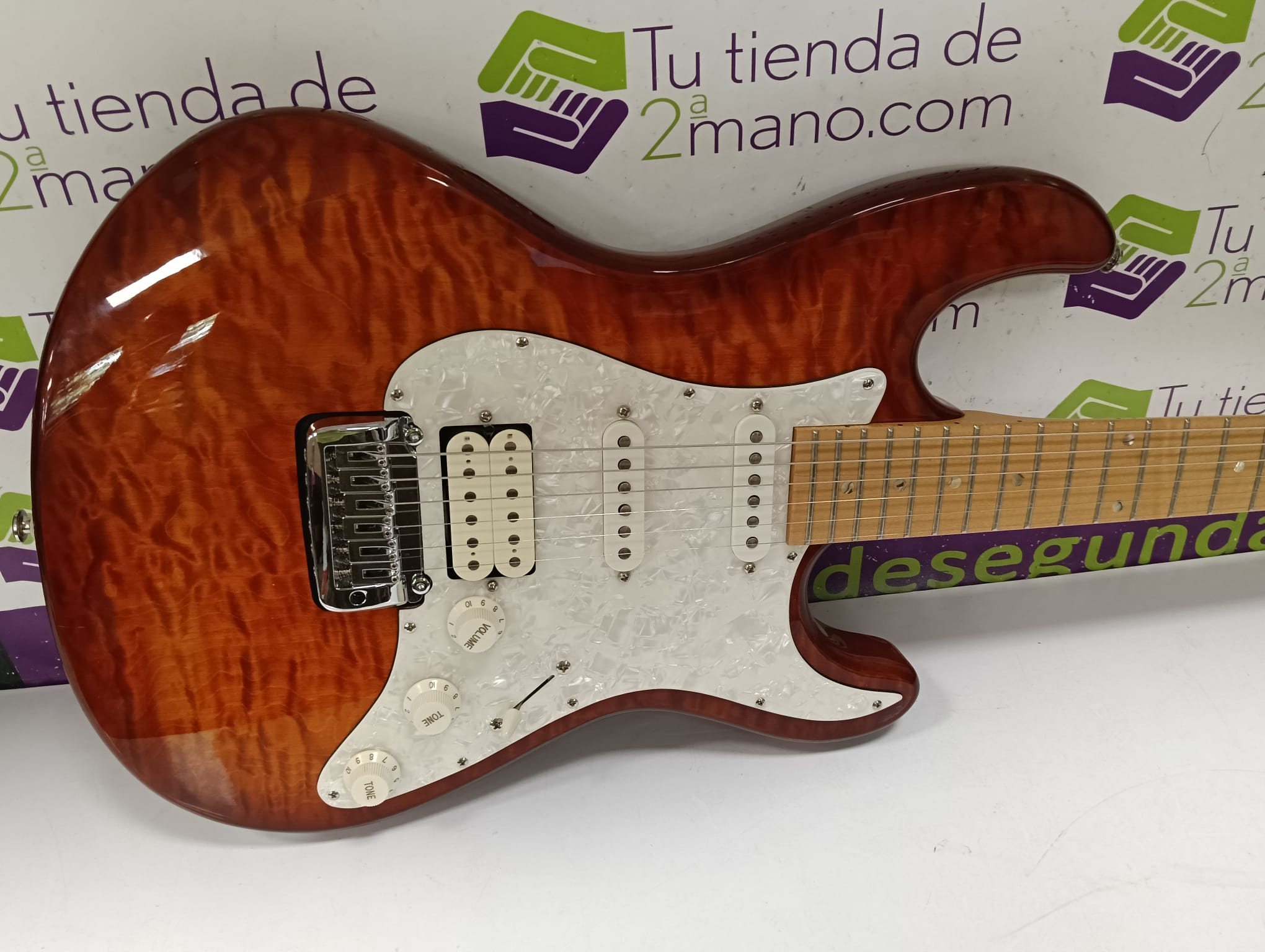 GUITARRA DEAN TRADITION QUILT TOP HSS - Imagen 2