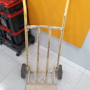 CARRETILLA AMARILLA TRANSPORTE