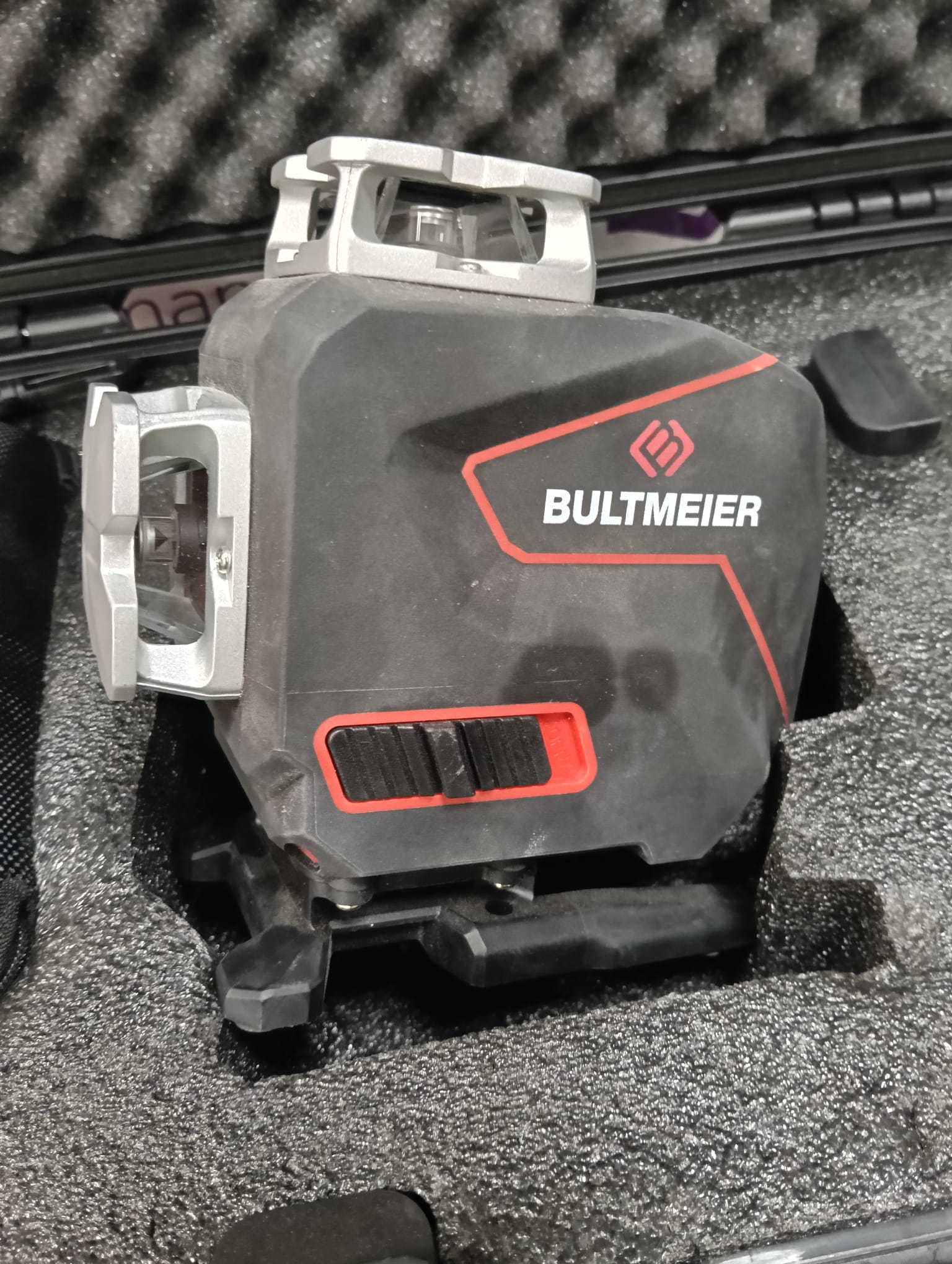 NIVEL LASER AUTONIVELANTE BULTMEIER LINEA VERDE - Imagen 3