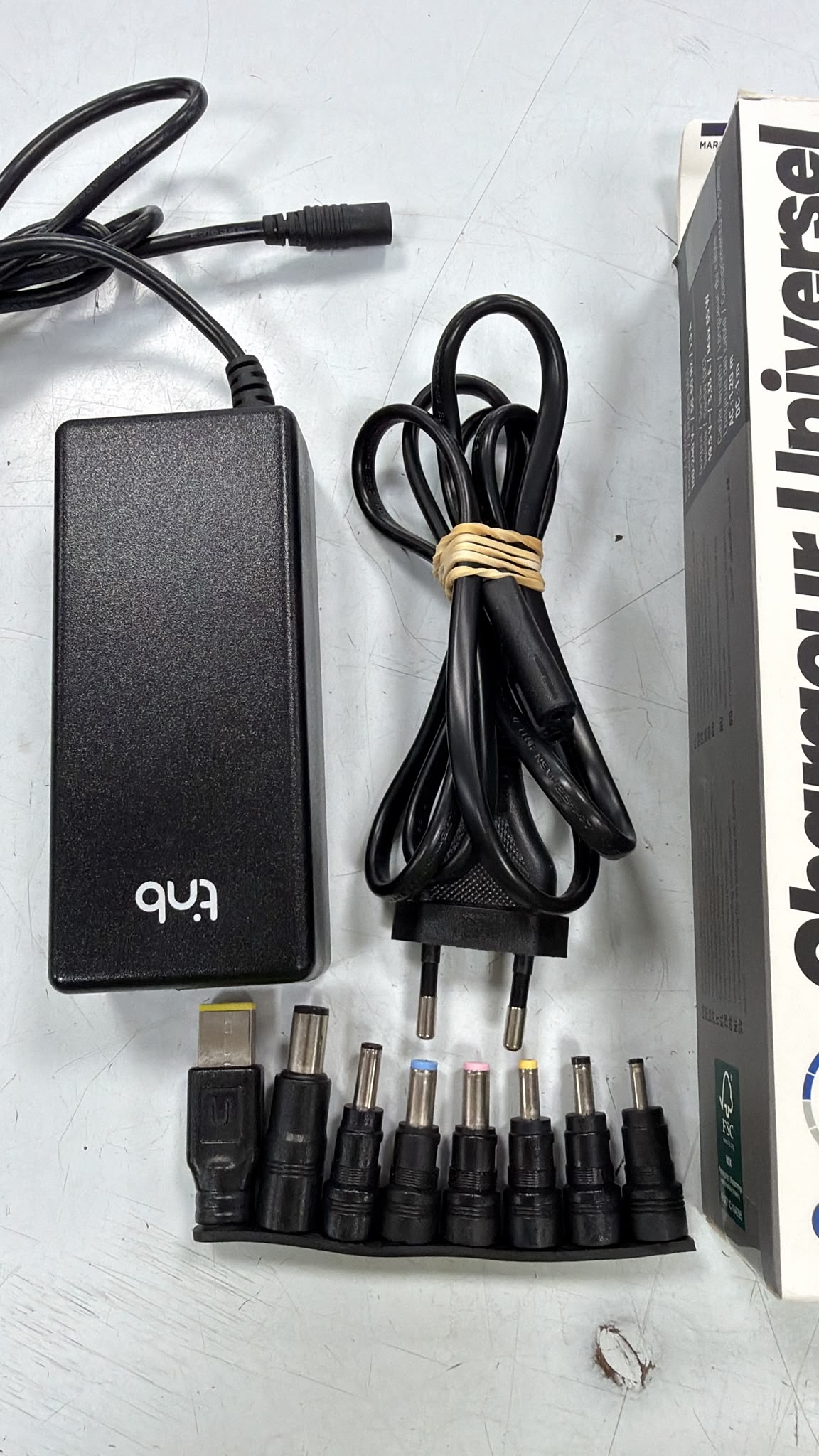 MULTICARGADOR PORTATIL 65W TNB - Imagen 3
