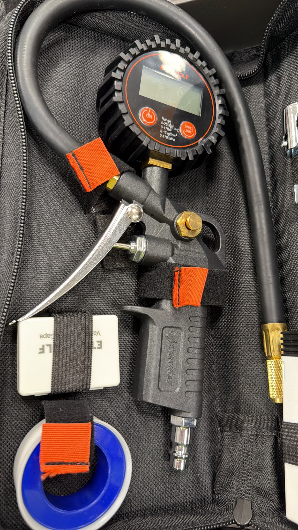 INFLADOR CON MANOMETRO ETENWOLF T500 - Imagen 3