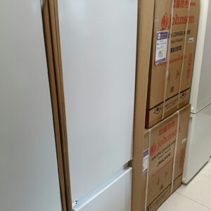FRIGORIFICO COMBI INTEGRABLE WHIRLPOOL 177CM WHC18D031A1