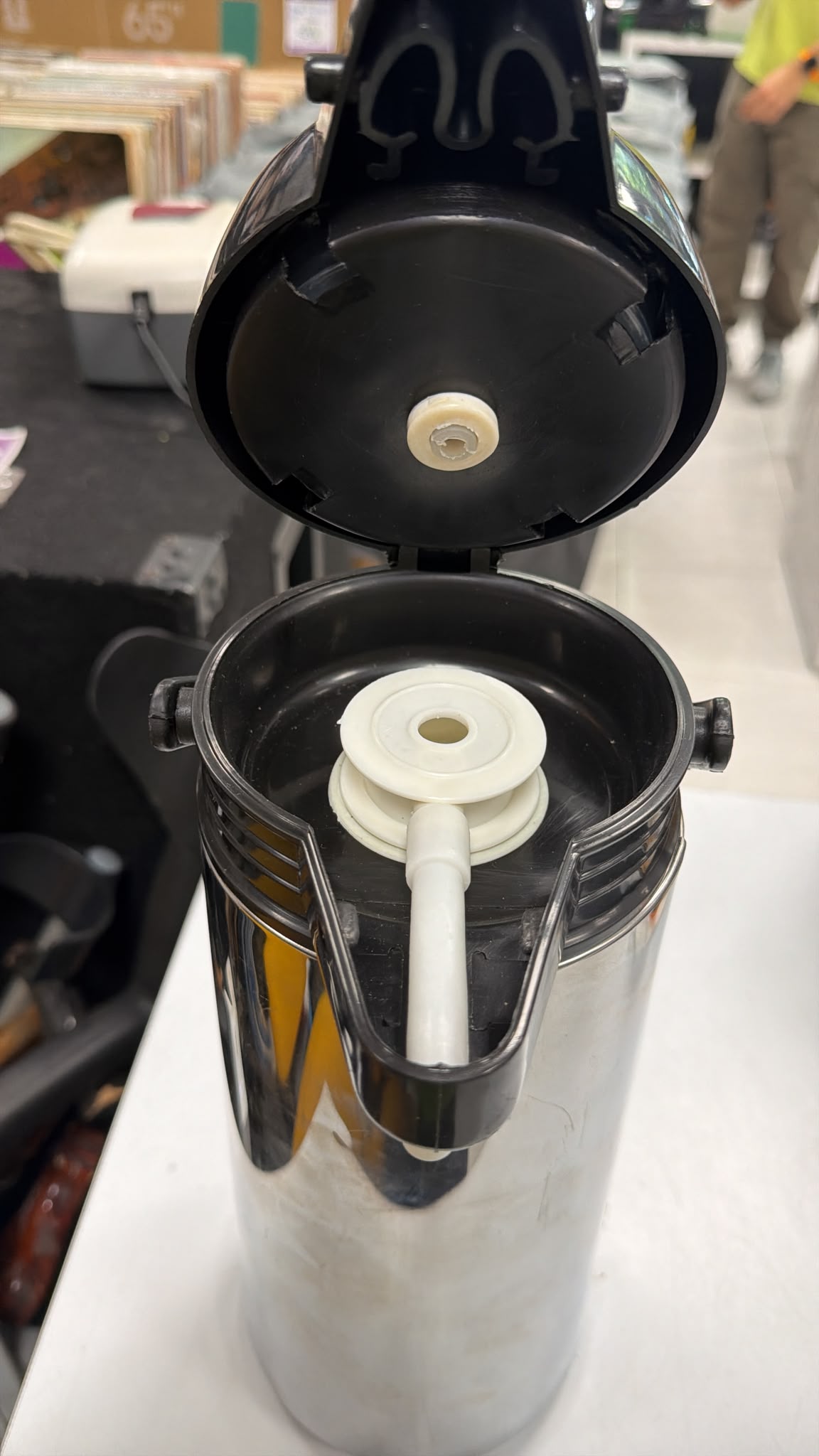 TERMO DISPENSADOR DE CAFE ACERO - Imagen 4