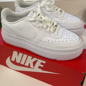 ZAPATILLAS NIKE COURT VISION ALTA LTR T.40.5