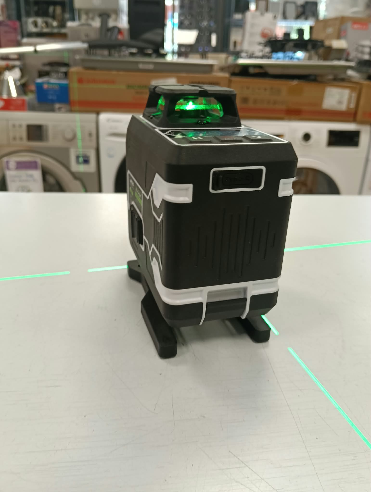 NIVEL LASER MEDID 5669 4D 4X3602 - Imagen 4