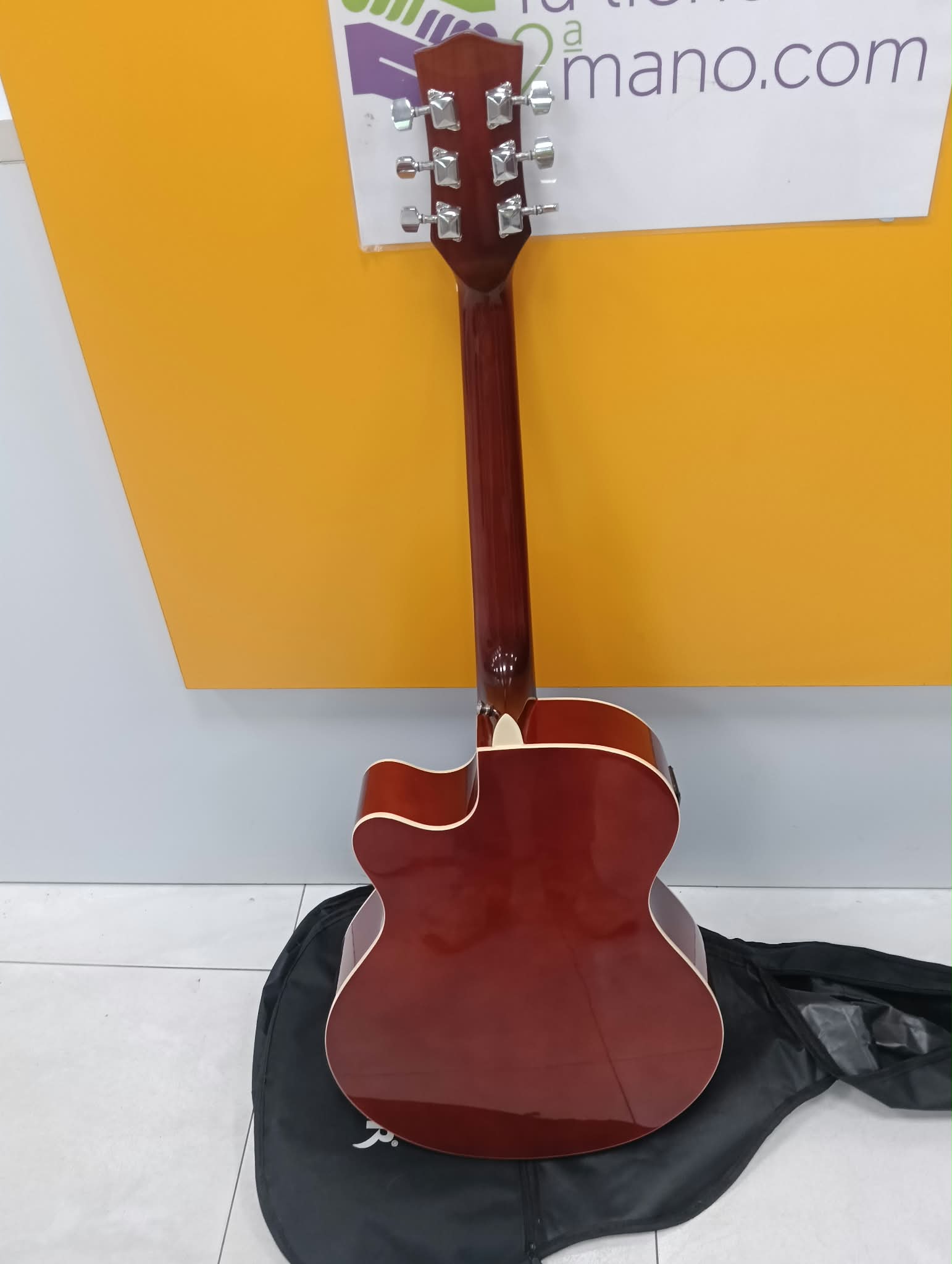 GUITARRA ELECTRO ACUSTICA TIGER ACG-4BL + FUNDA - Imagen 2