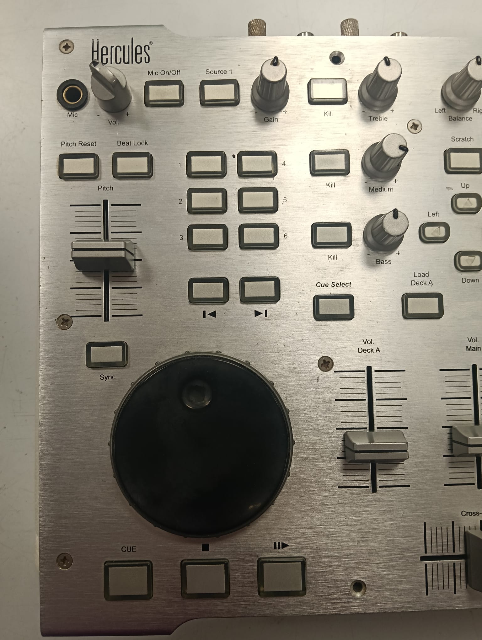 CONTROLADORA HERCULES DJ CONSOLE RMX - Imagen 2